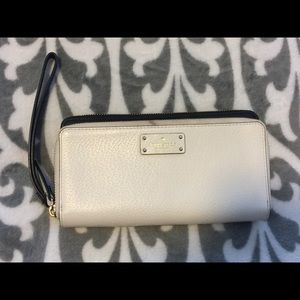 KATE SPADE!! Wallet - black and white